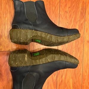 El Naturalista - YGGDRASIL Navy